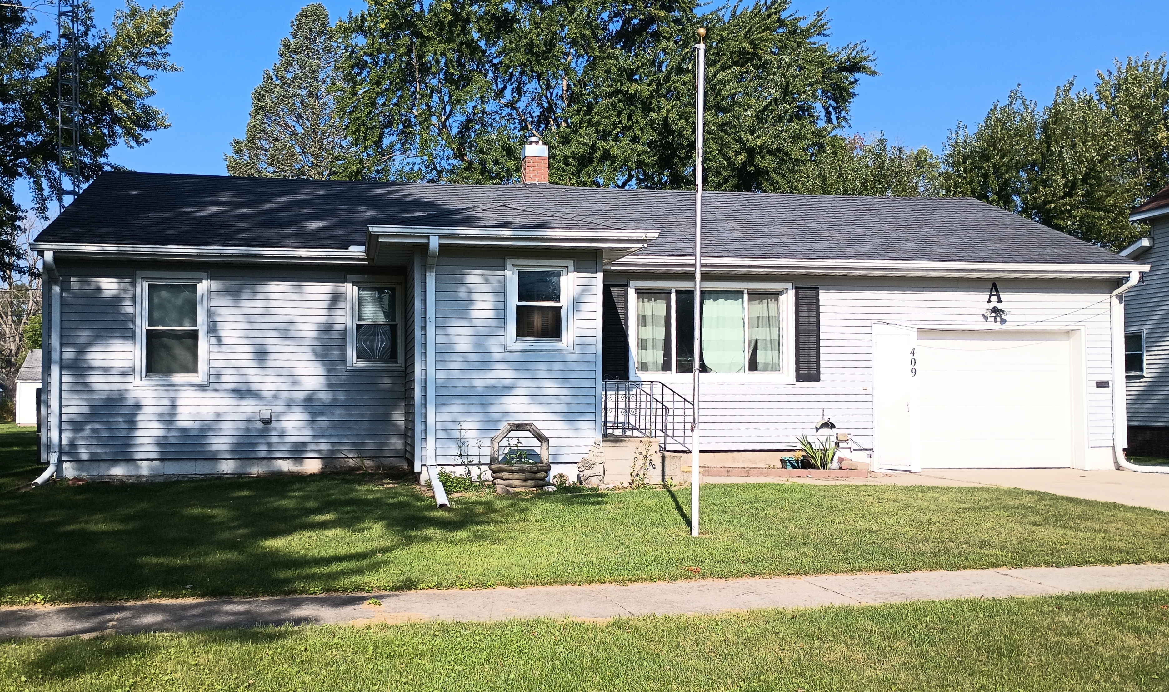 409 6th St SW Hampton IA 50441